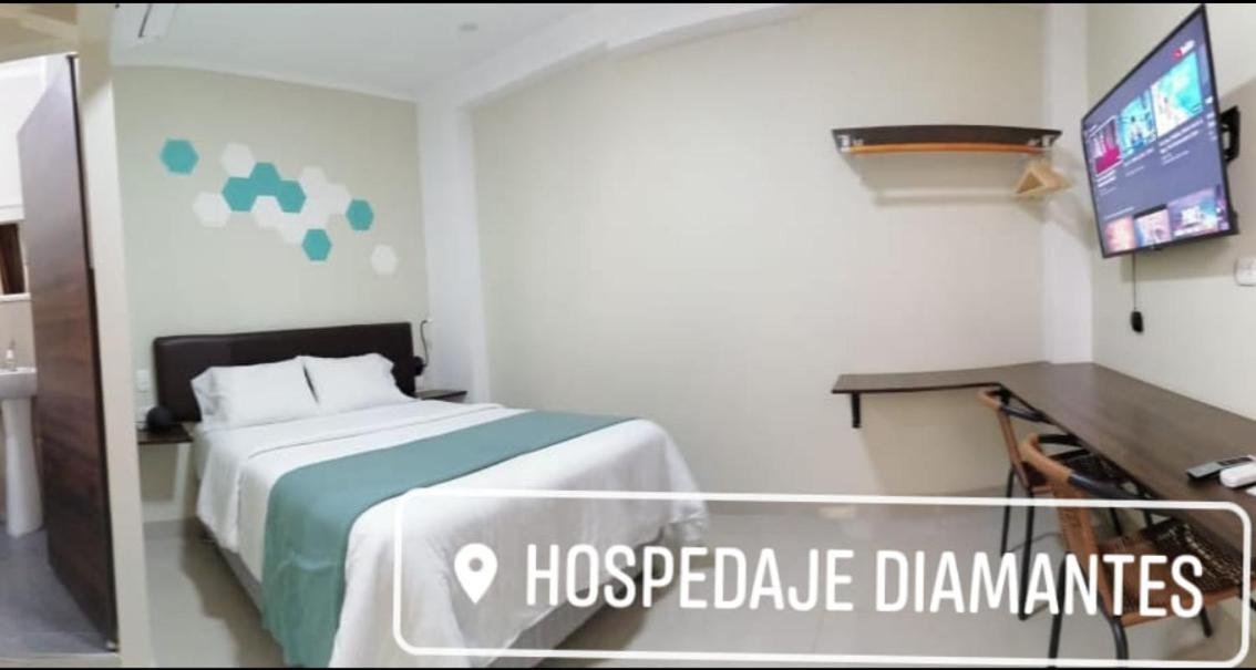 Hospedaje Diamantes Huacho Zewnętrze zdjęcie